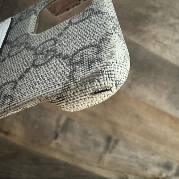 Gucci phone cover - Picture 6 of 10